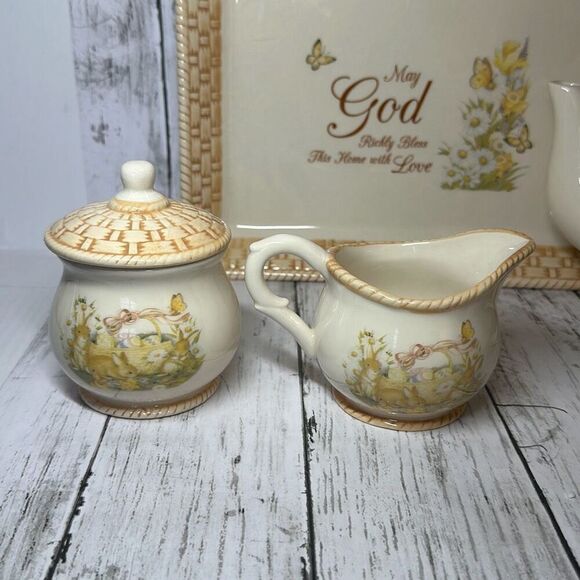 Cracker Barrel Bunny Basket Bunny Tea Set Susan Winget in Original Box - Picture 5 of 13